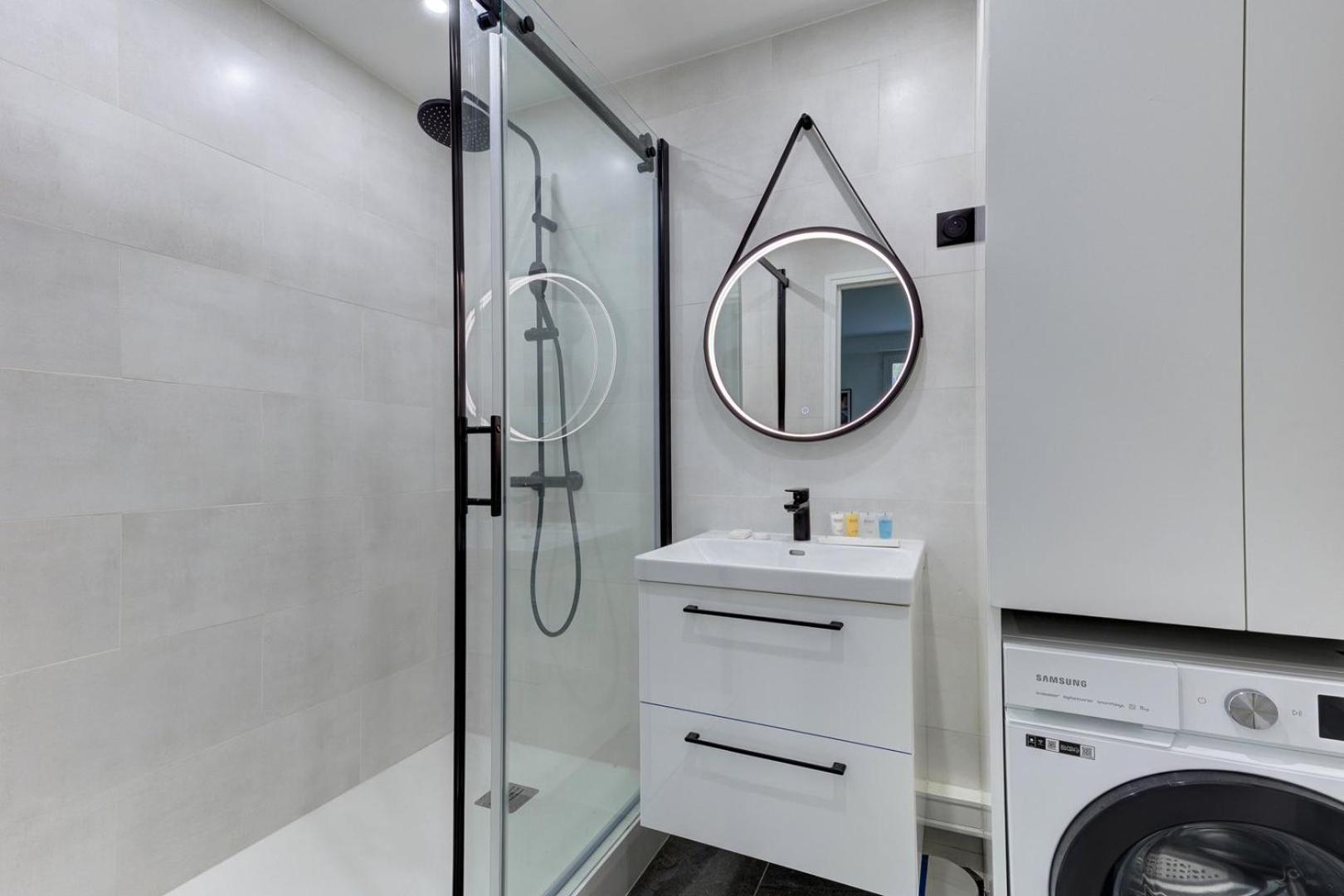 322 Suite Fes - Superb Apartment Сюрен Екстериор снимка